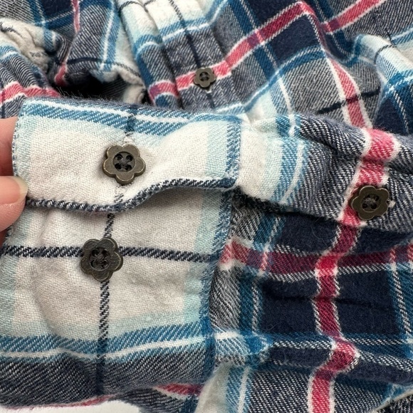 Purnell Women’s Flannel Button Down Shirt with Flower Buttons Size Large - Picture 4 of 9